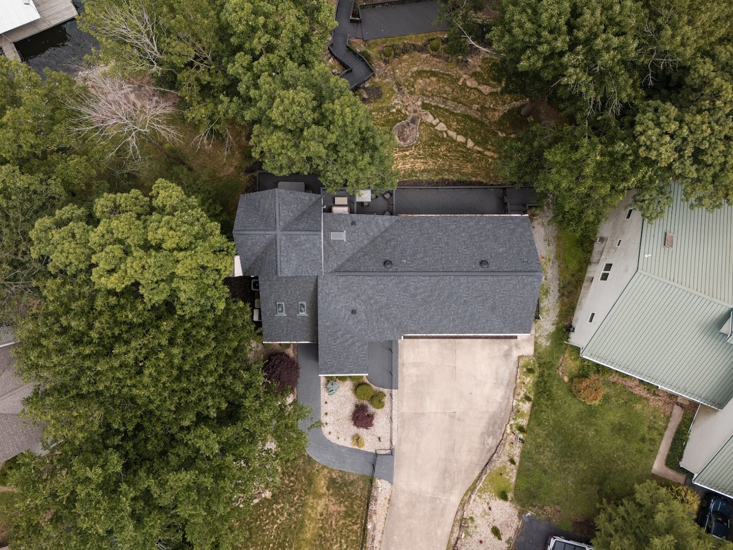 12225 Pebble Point Road Marion, IL 62959 - Photo 81 of 88 an aerial view of residential houses with outdoor space