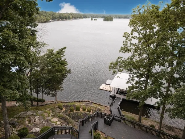 $1,100,000 | 12225 Pebble Point Road, Marion, IL 62959