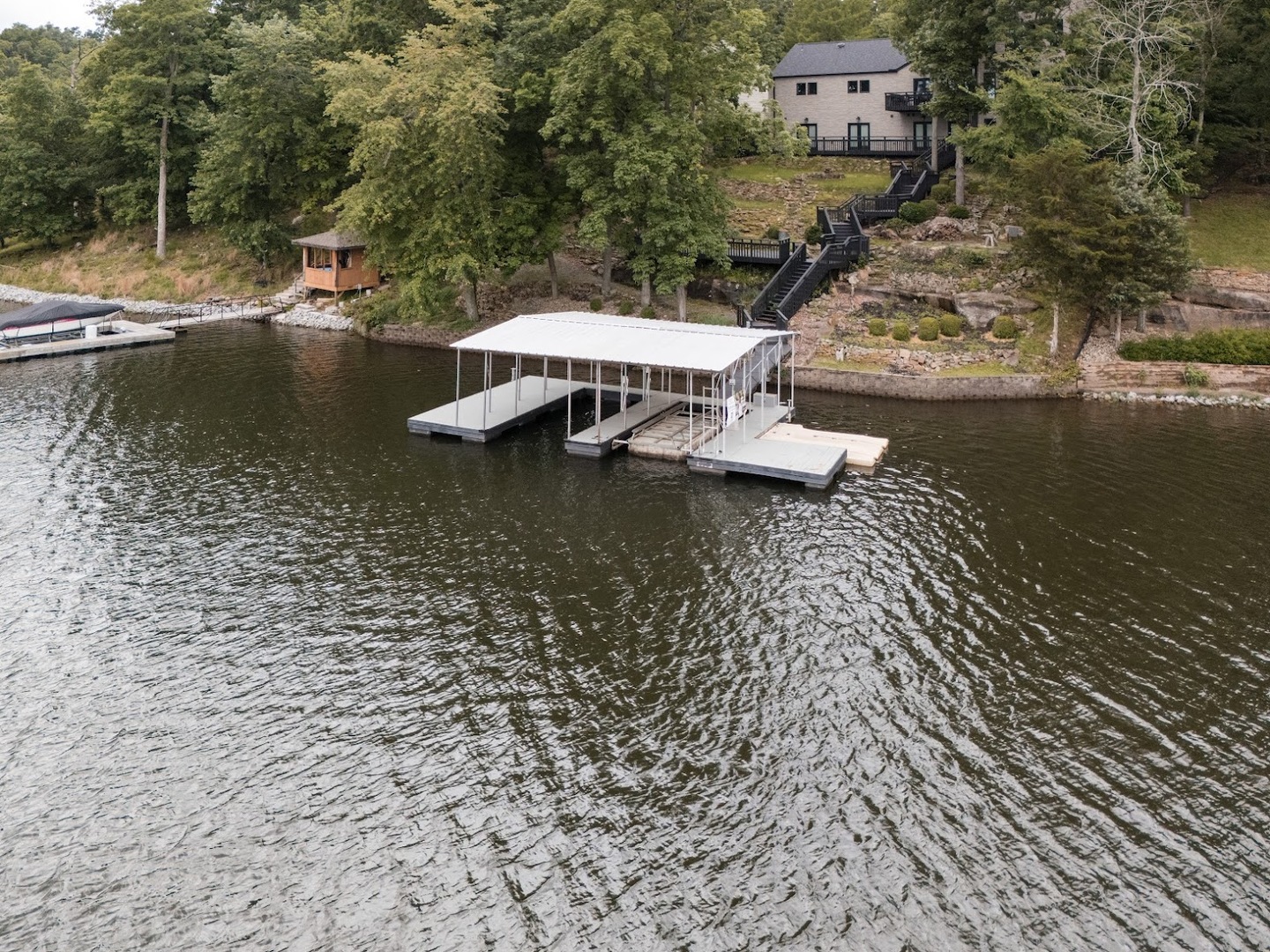 12225 Pebble Point Road Marion, IL 62959 - Photo 88 of 88 an aerial view of a house with a yard
