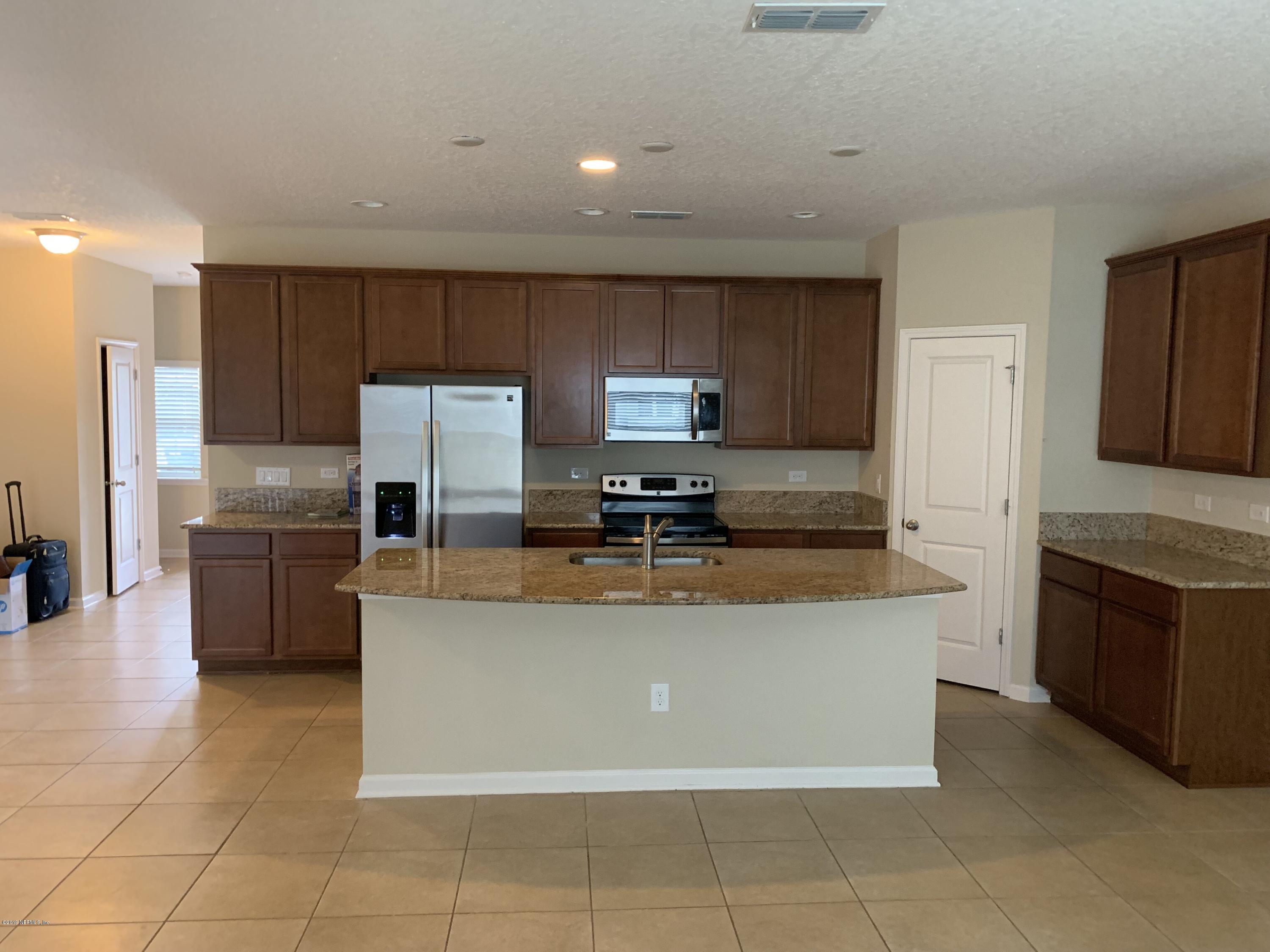 3199 Chestnut Ridge Way, Unit 18D Orange Park, FL 32065 - Photo 3 of 24 CiNG0LaQ