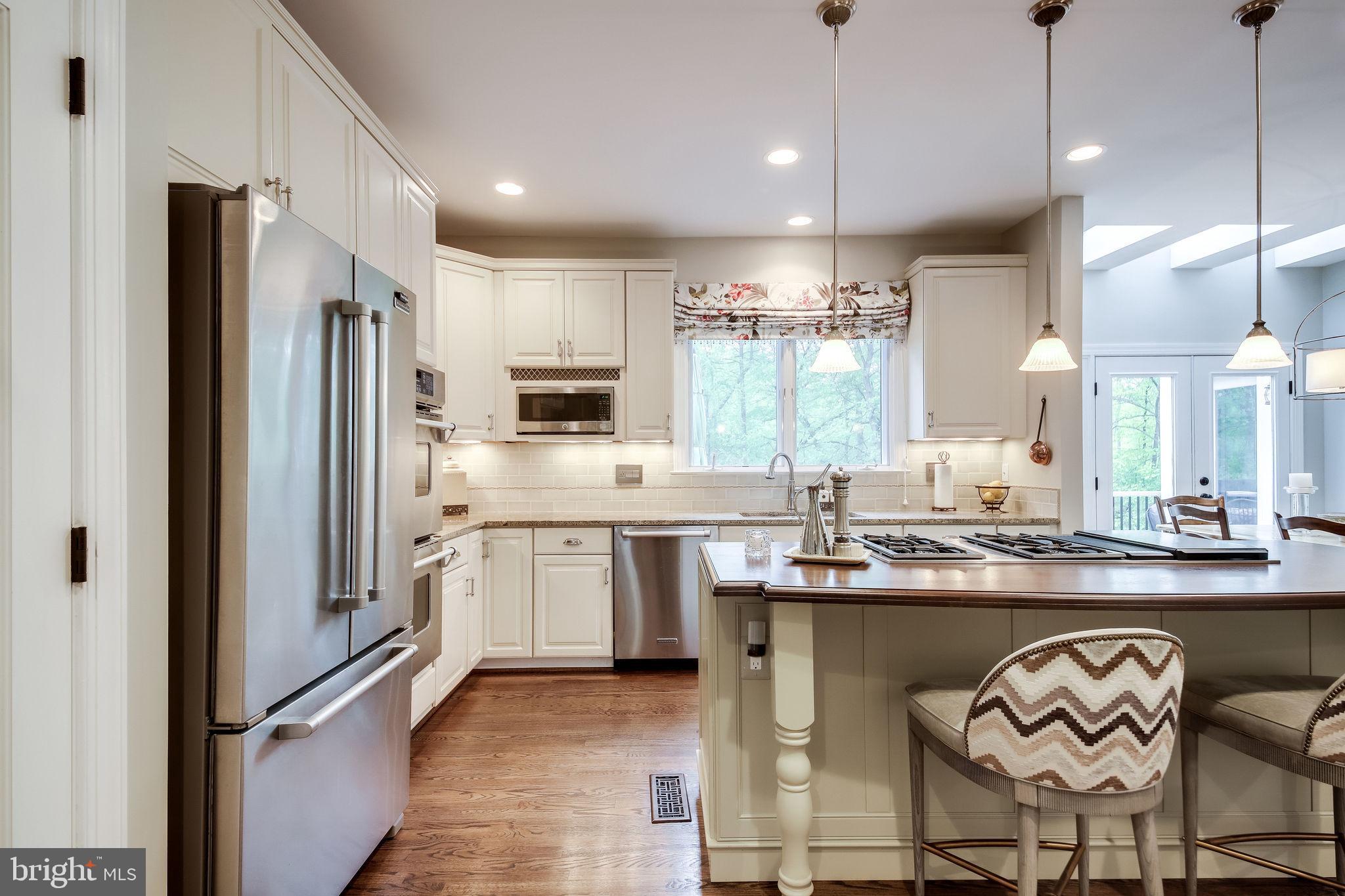 1159 B Fieldview Drive Reston, VA 20194 - Photo 21 of 67 Stainless steel appliances