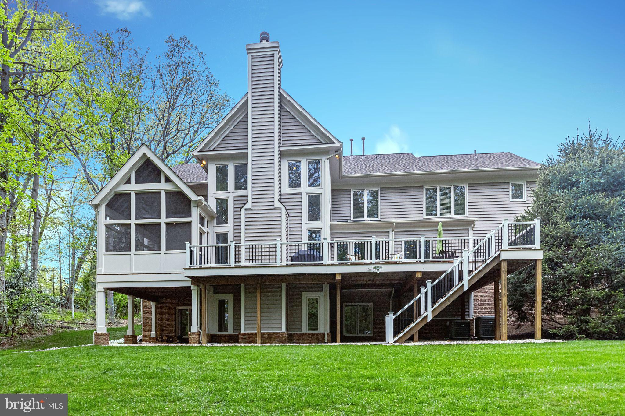 1159 B Fieldview Drive Reston, VA 20194 - Photo 62 of 67 Rear elevation