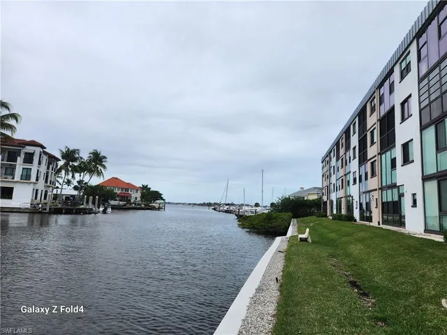 $5,800 | 805 River Point Drive, Unit C307, Naples, FL 34102