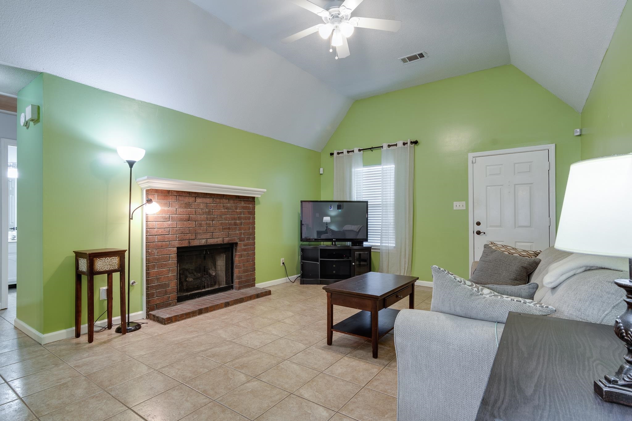 8425 Old Dexter Road Memphis, TN 38016 - Photo 10 of 32 Gallery Image 10