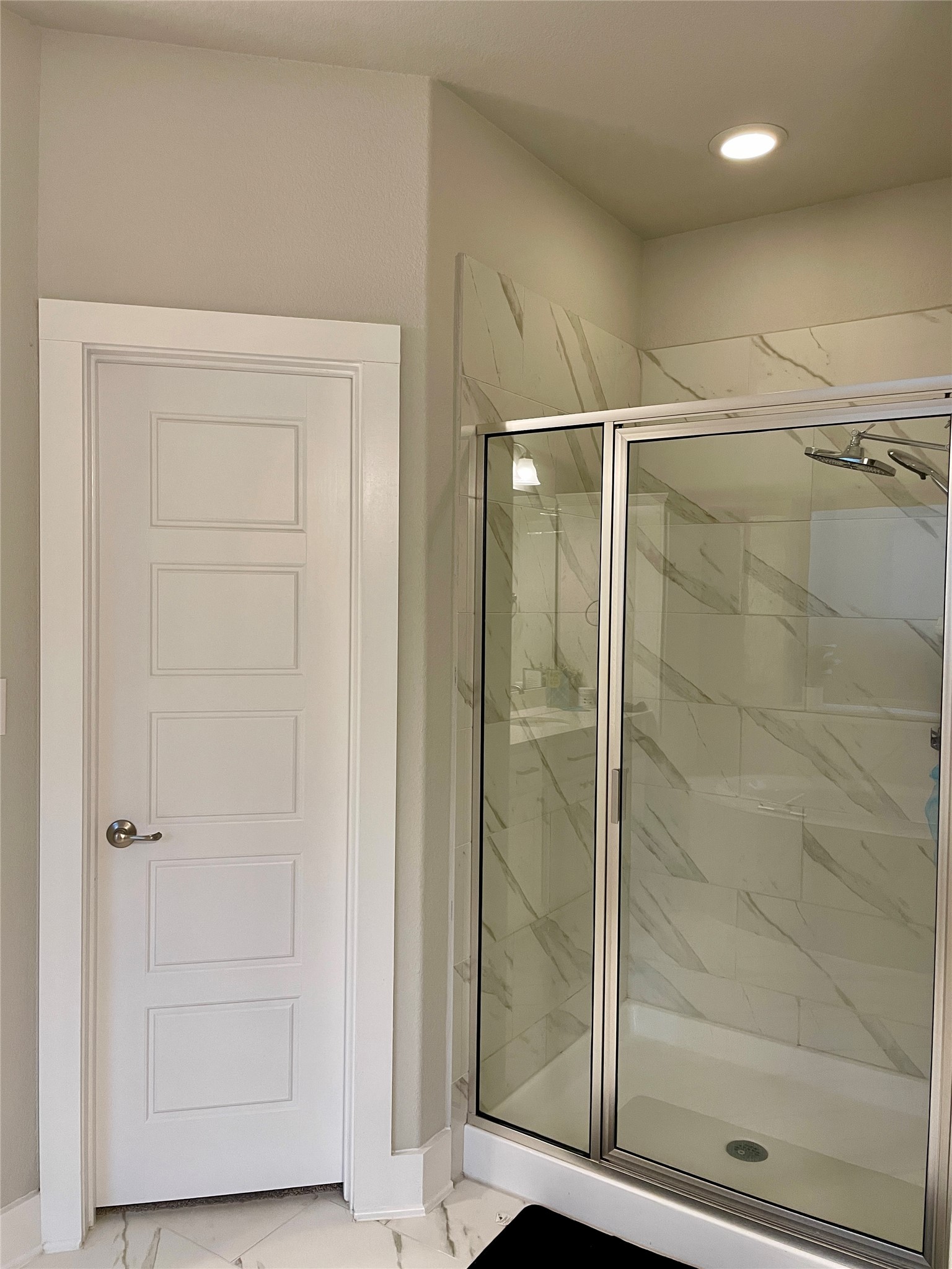 120 Sail Wind Way Georgetown, TX 78633 - Photo 16 of 25 a bathroom with a shower