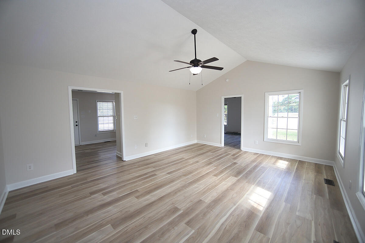 879 O B J Road Dunn, NC 28334 - Photo 6 of 23 Family Room