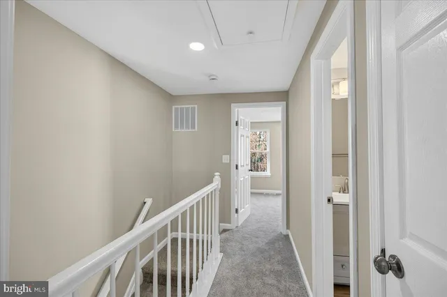 $365,000 | 8357 Georgian Court, Manassas, VA 20110