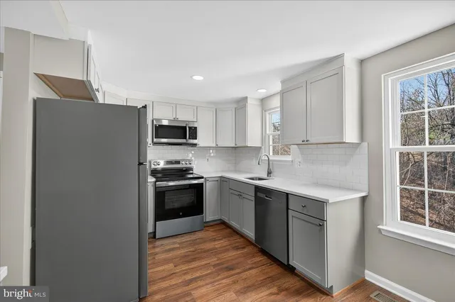 $365,000 | 8357 Georgian Court, Manassas, VA 20110