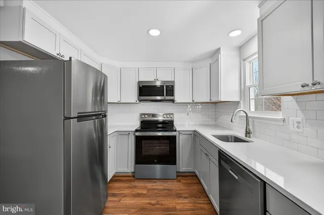 $365,000 | 8357 Georgian Court, Manassas, VA 20110