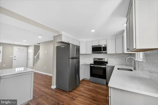 $365,000 | 8357 Georgian Court, Manassas, VA 20110