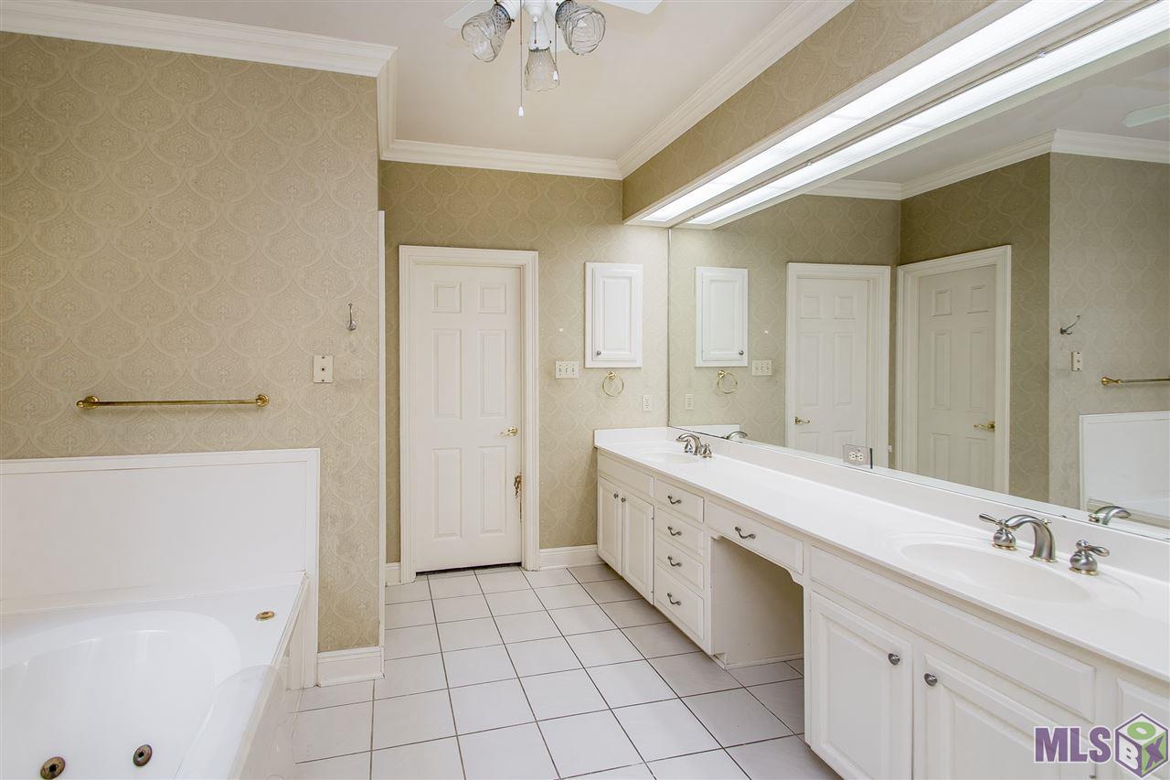 150 Plantation Ridge Drive Baton Rouge, LA 70810 - Photo 20 of 41 Gallery Image 20