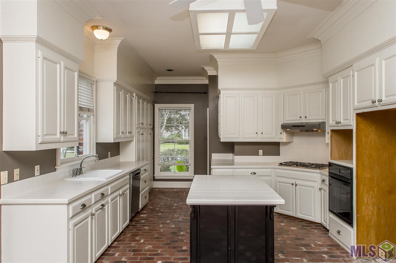 150 Plantation Ridge Drive Baton Rouge, LA 70810 - Photo 7 of 41 Gallery Image 7