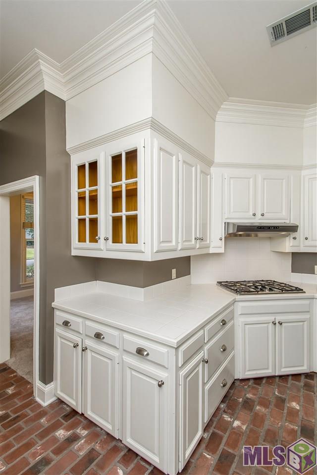 150 Plantation Ridge Drive Baton Rouge, LA 70810 - Photo 10 of 41 Gallery Image 10