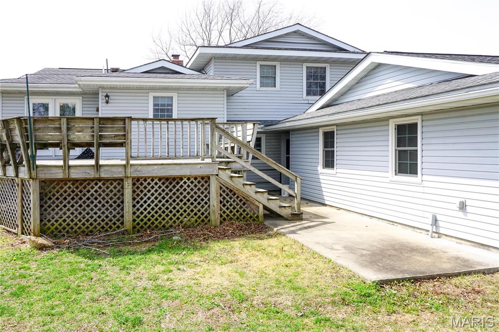 1502 Independence Road Rolla, MO 65401 - Photo 3 of 29