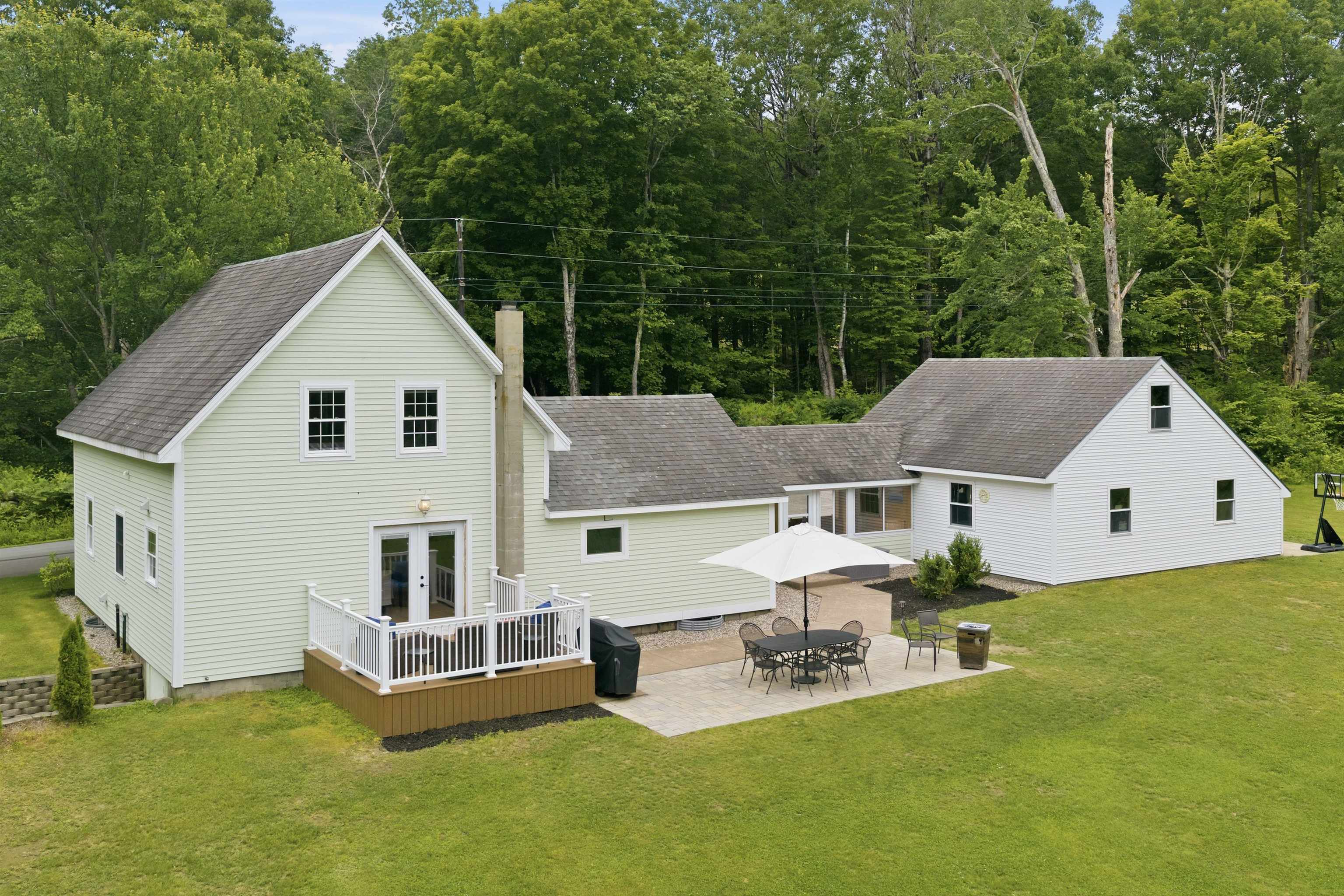 148 East Holderness Road Holderness, NH 03245 - Photo 37 of 40