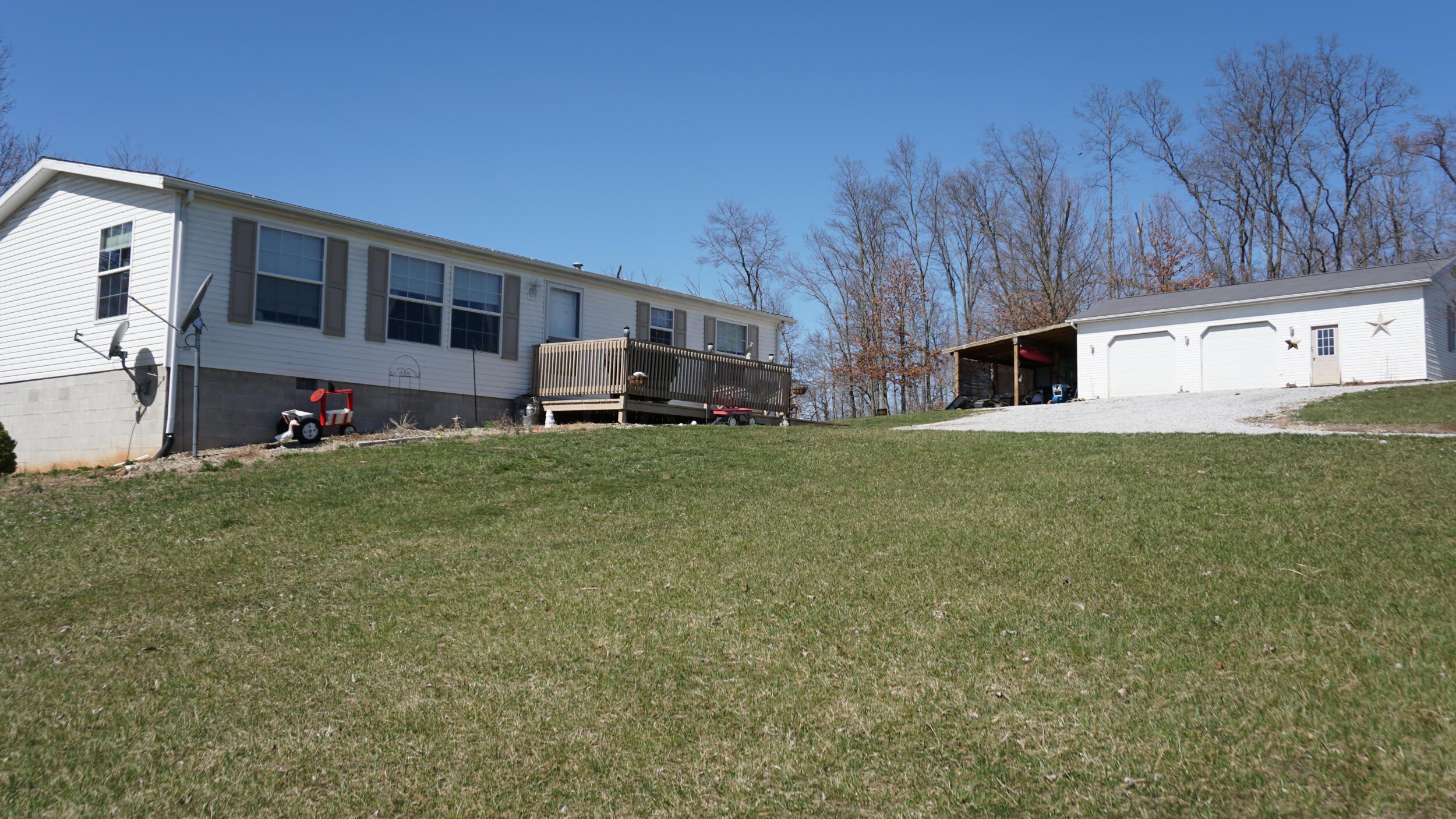 52149 Iowa Road Cumberland, OH 43732 - Photo 5 of 19