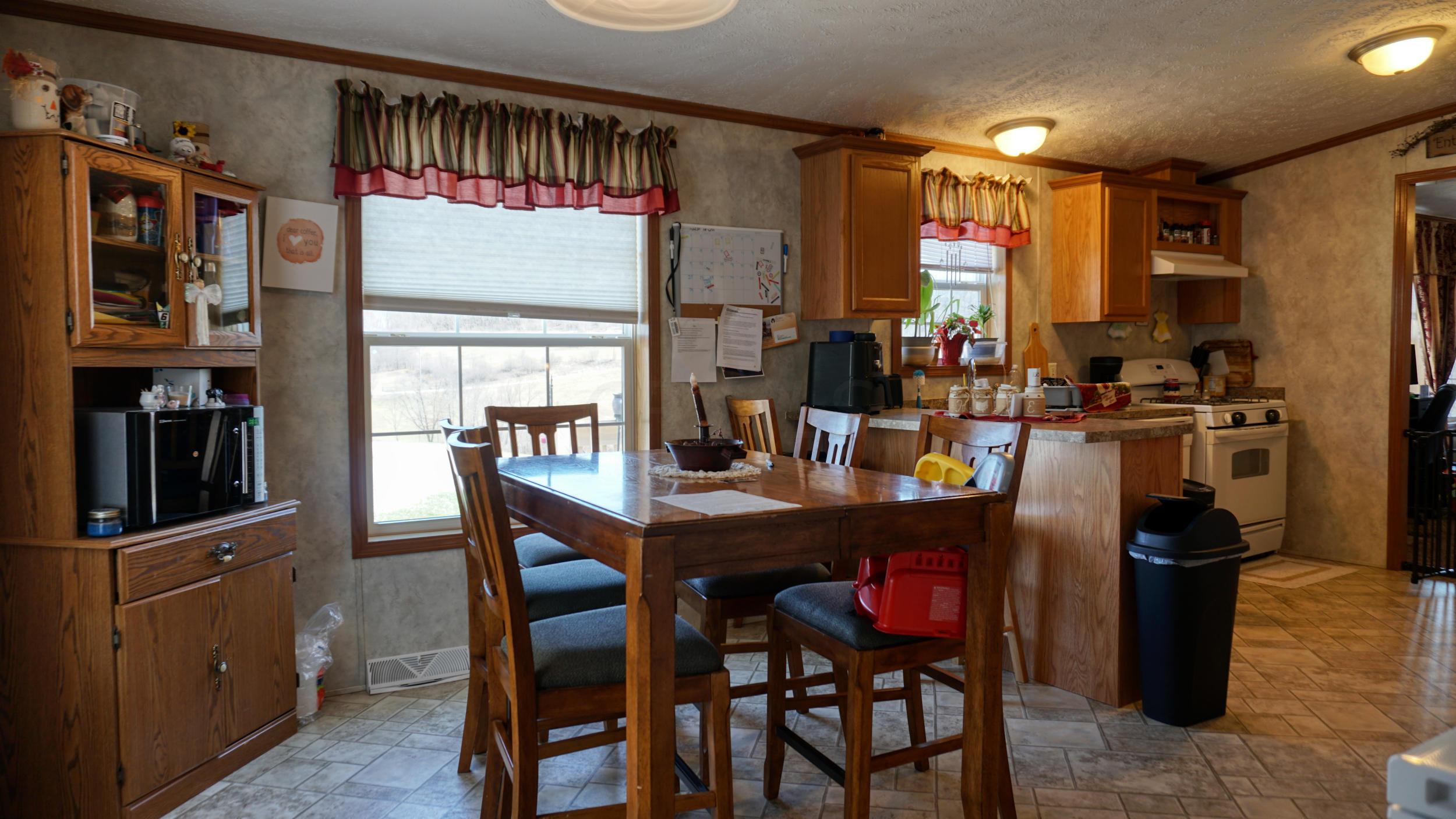 52149 Iowa Road Cumberland, OH 43732 - Photo 9 of 19