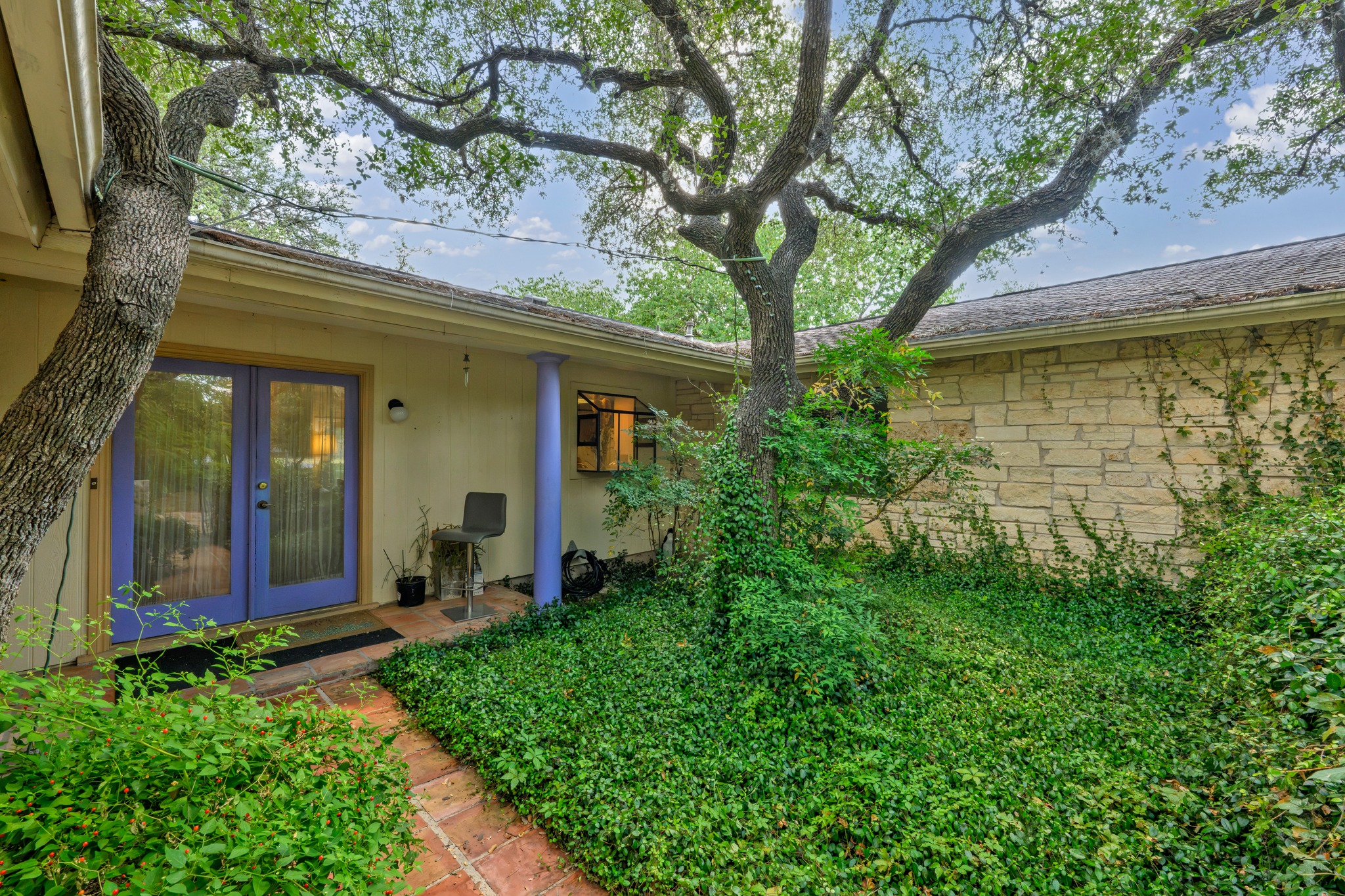 9820 Timber Ridge Pass Austin, TX 78733 - Photo 3 of 26 Gallery Image 3