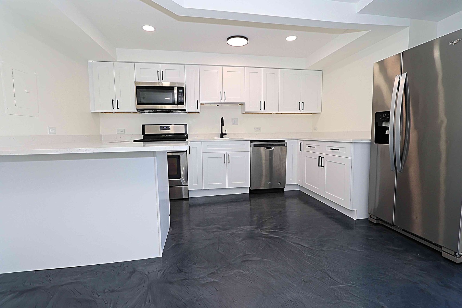 6337 Roosevelt Road, Unit 408 Berwyn, IL 60402 - Photo 9 of 14
