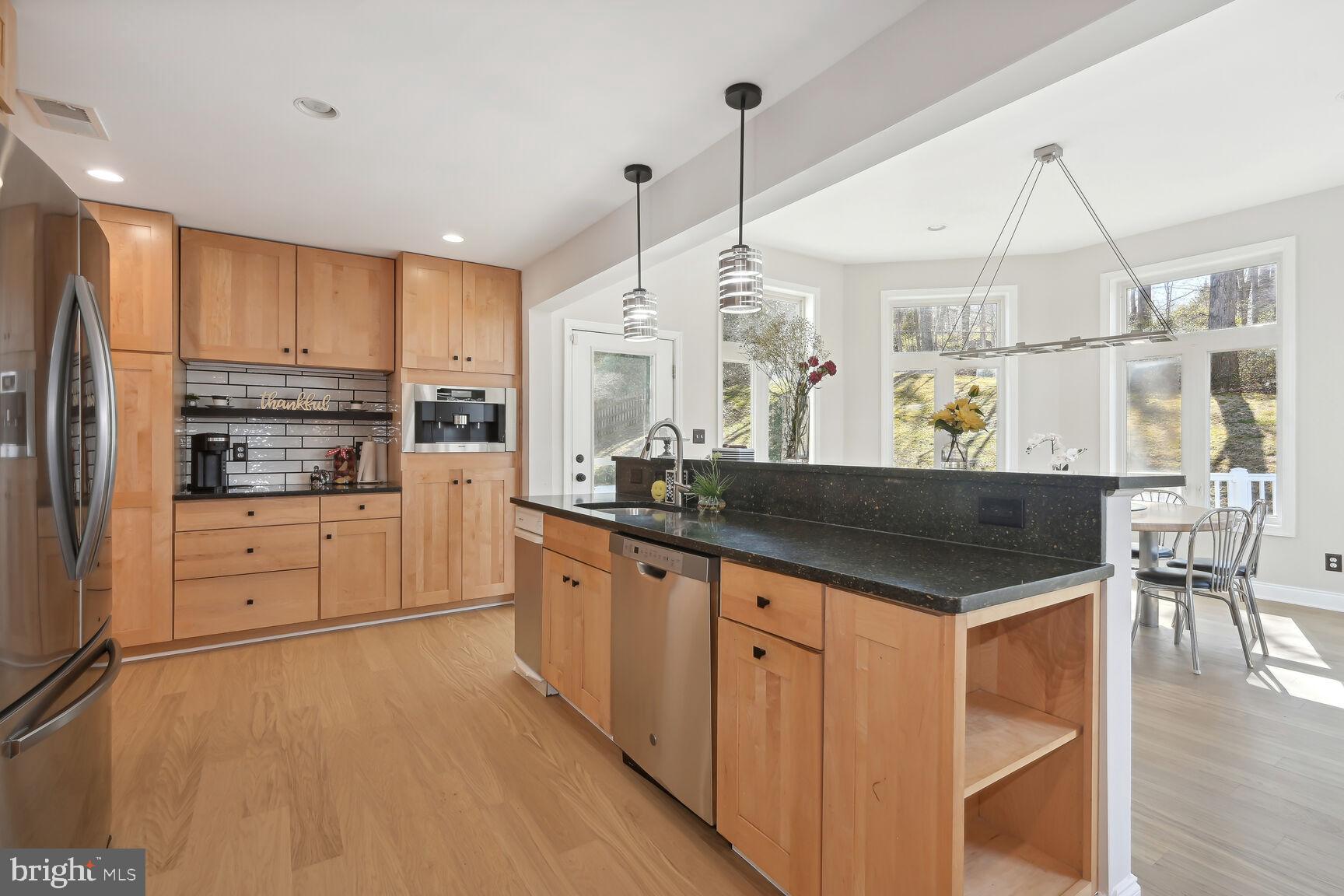 8516 West Howell Road Bethesda, MD 20817 - Photo 17 of 44 kitchen