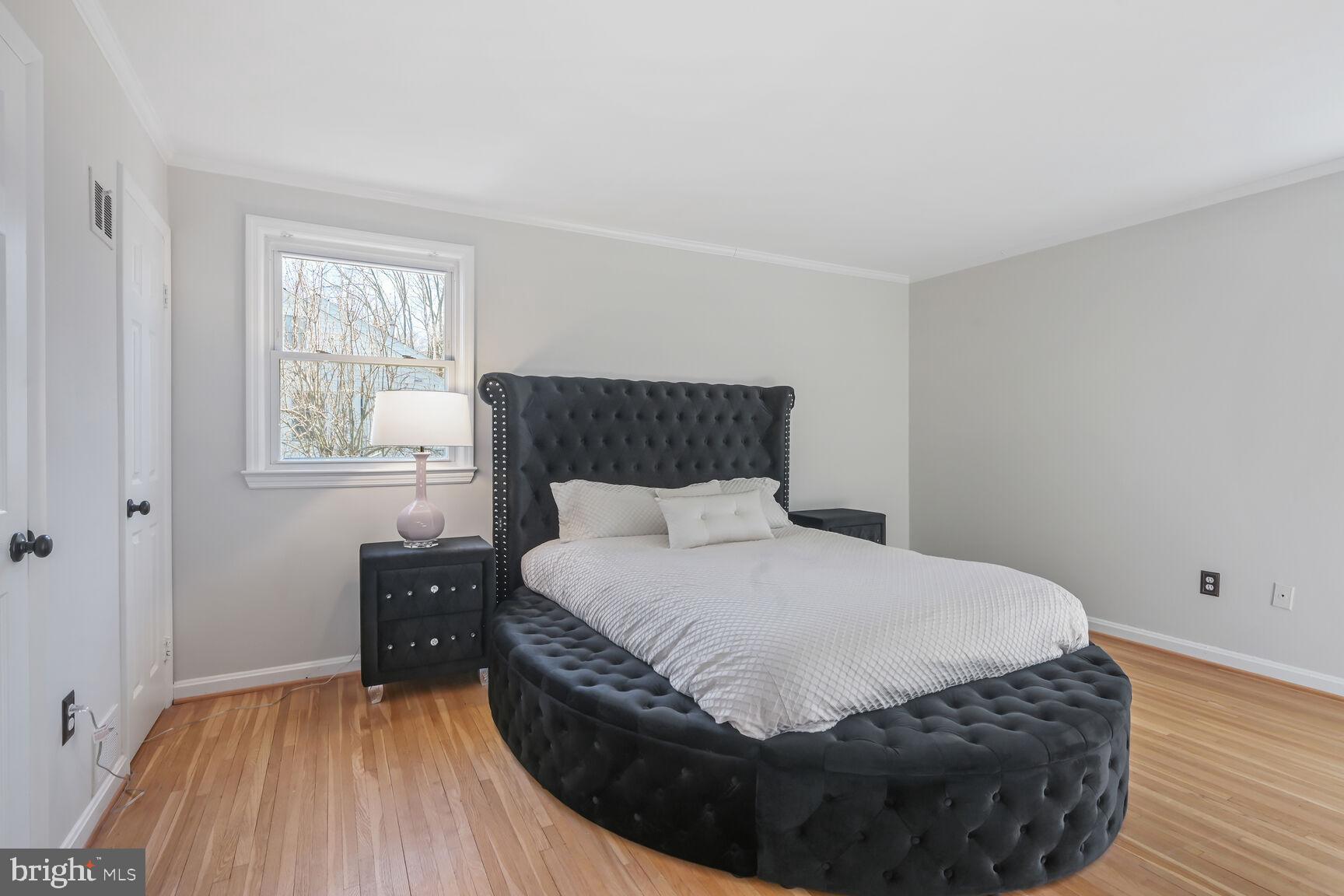 8516 West Howell Road Bethesda, MD 20817 - Photo 24 of 44 Primary Berdoom