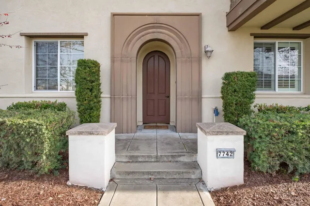 $968,000 | 7742 Stoneleaf Road, San Ramon, CA 94582