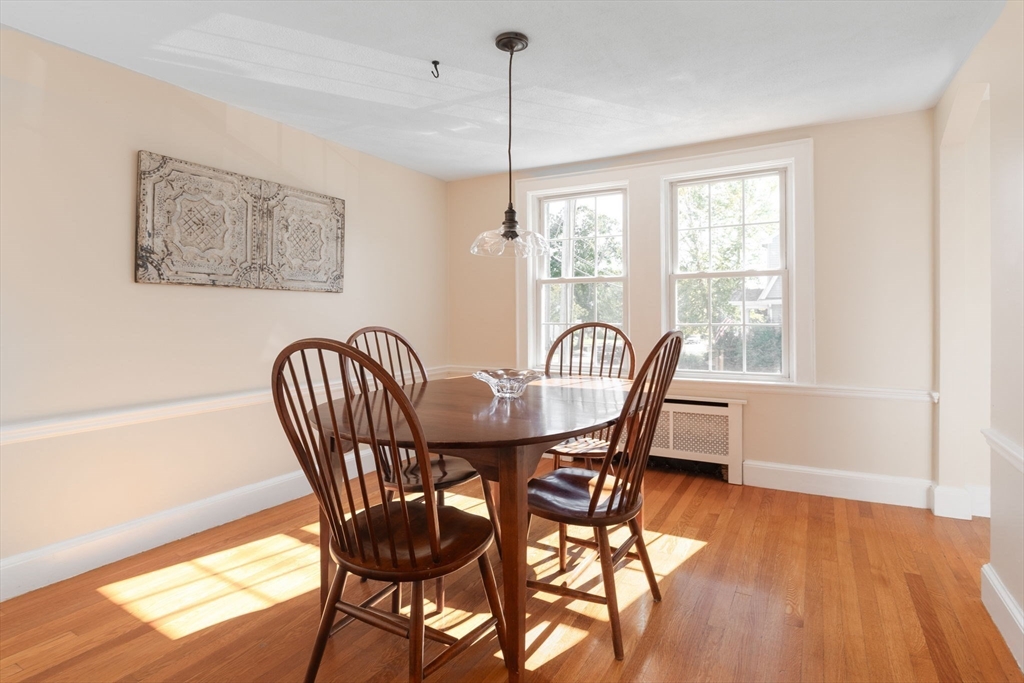 58 Beal Road Waltham, MA 02453 - Photo 4 of 23 Gallery Image 4