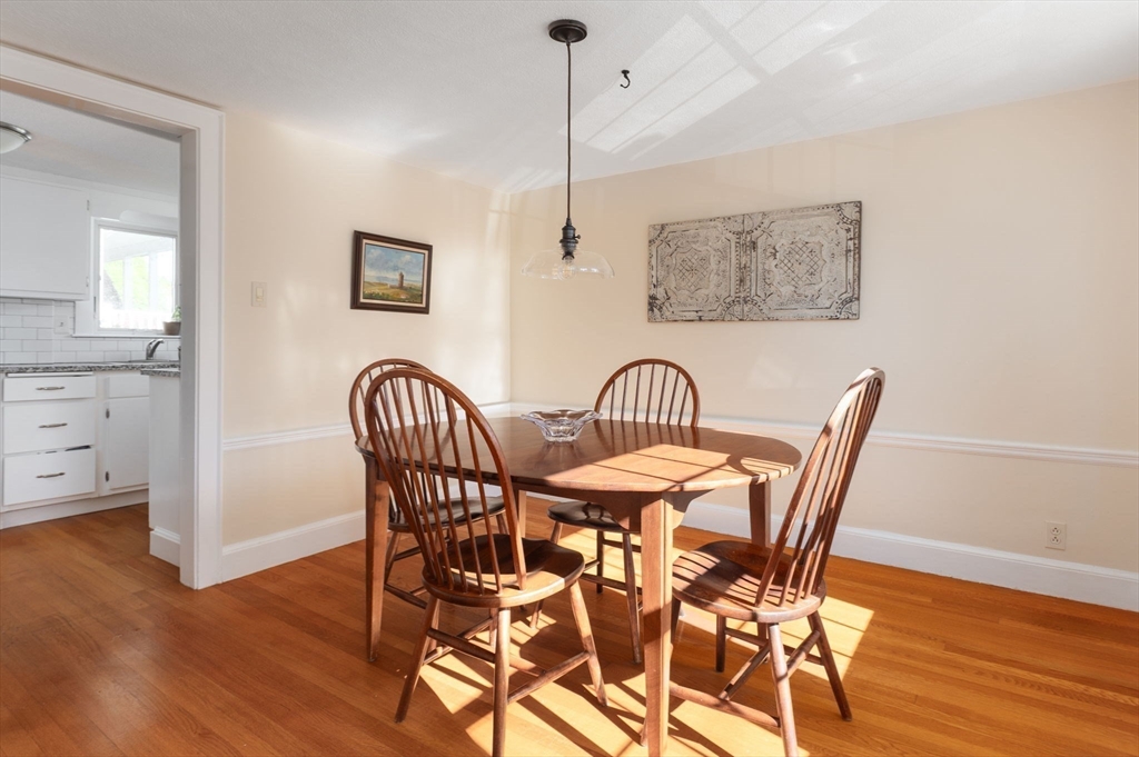 58 Beal Road Waltham, MA 02453 - Photo 5 of 23 Gallery Image 5