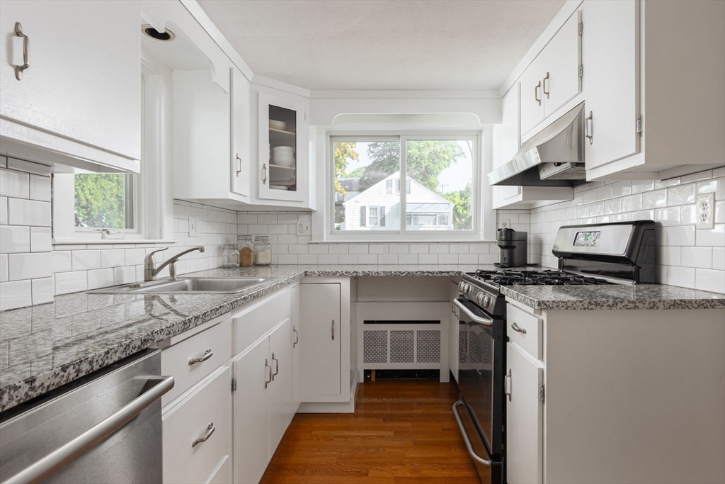58 Beal Road Waltham, MA 02453 - Photo 6 of 23 Gallery Image 6