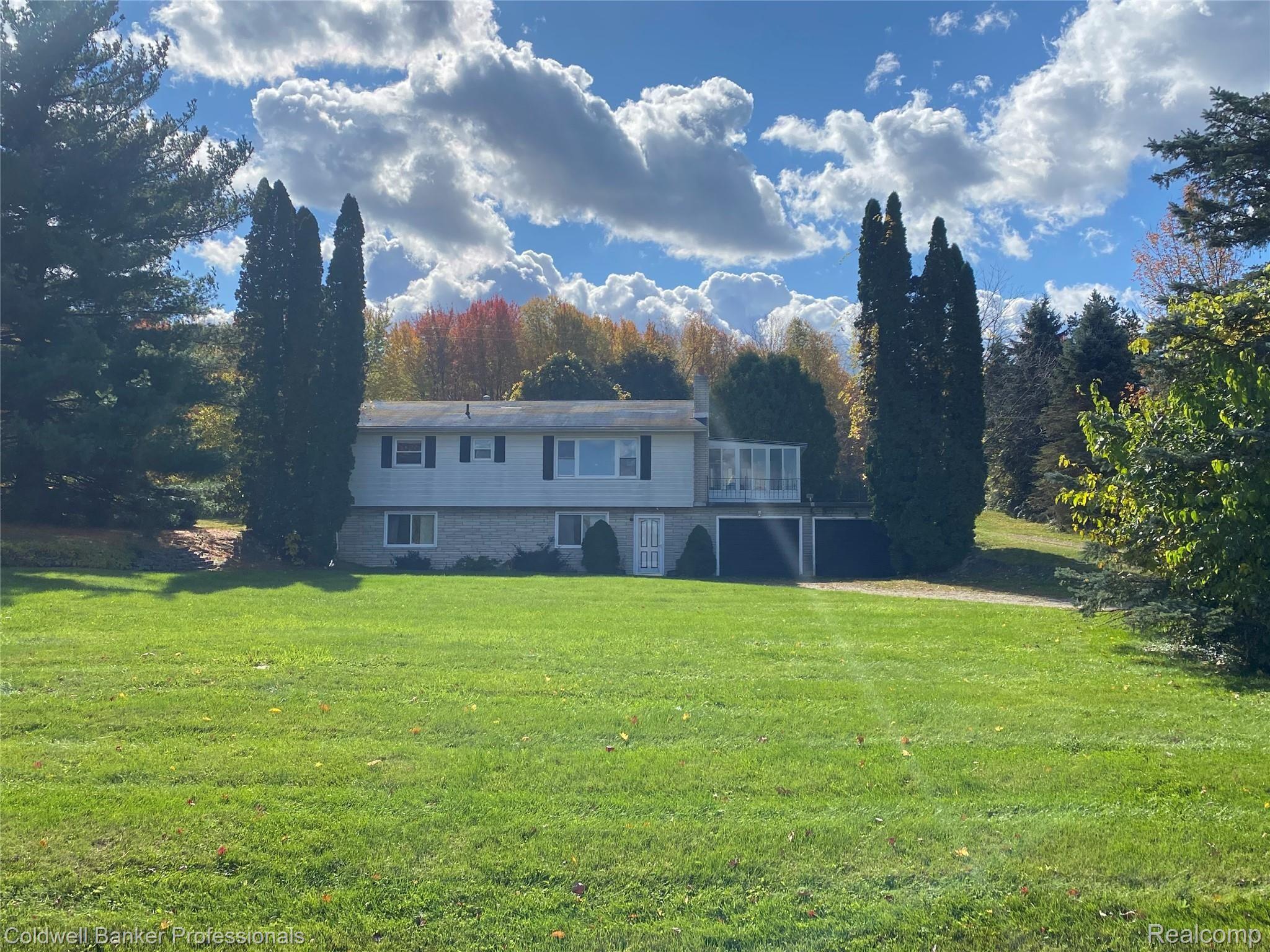 155 Turrill Road Lapeer, MI 48446 - Photo 1 of 21 196D49C1-16C1-4F48-AC04-DF4E355E23FF.jpeg