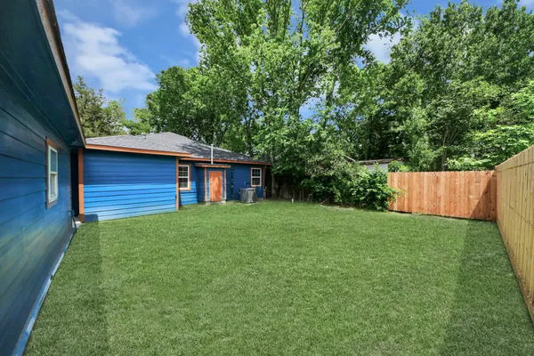 $1,800 | 135 Rustic Drive, Pasadena, TX 77502