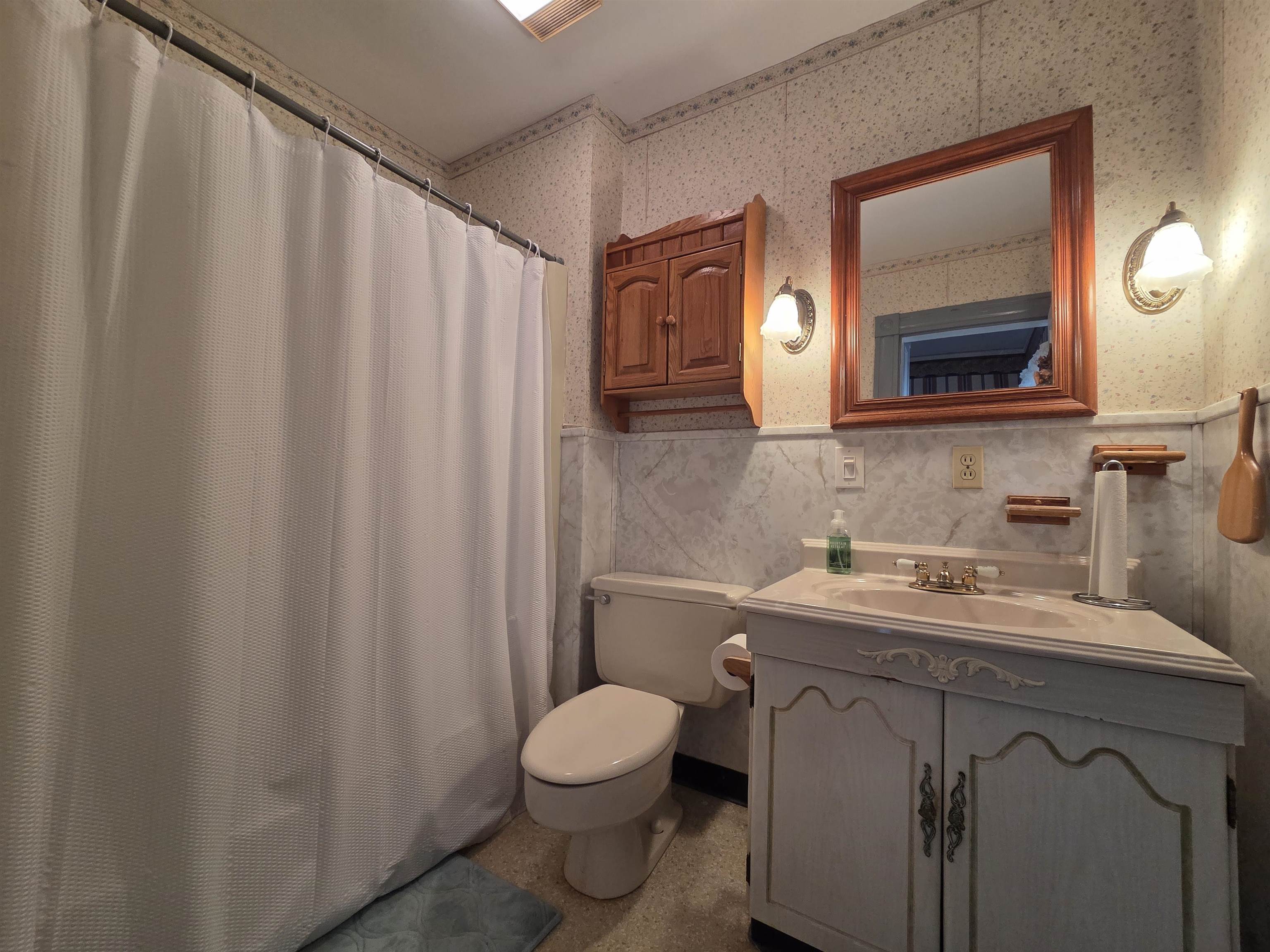 27 Crafts Avenue Lebanon, NH 03784 - Photo 22 of 32