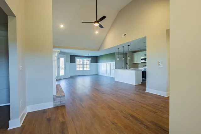 $409,900 | 71 Brooklyn Avenue, Manchester, TN 37355