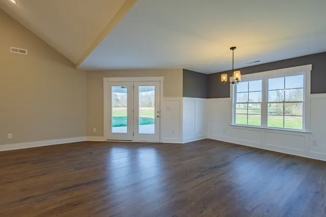 $409,900 | 71 Brooklyn Avenue, Manchester, TN 37355