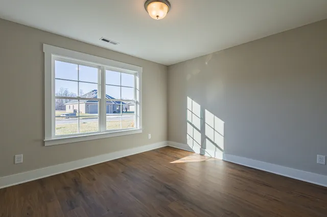 $409,900 | 71 Brooklyn Avenue, Manchester, TN 37355