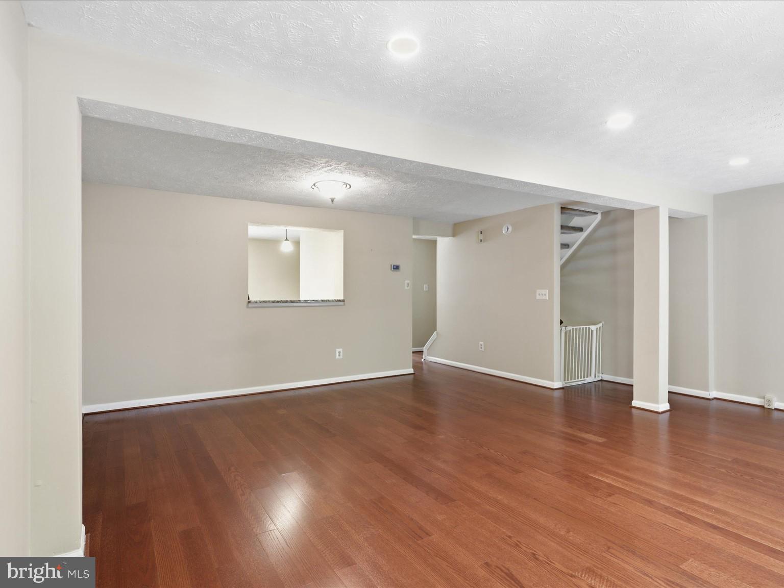 1563 Autumn Ridge Circle Reston, VA 20194 - Photo 6 of 26