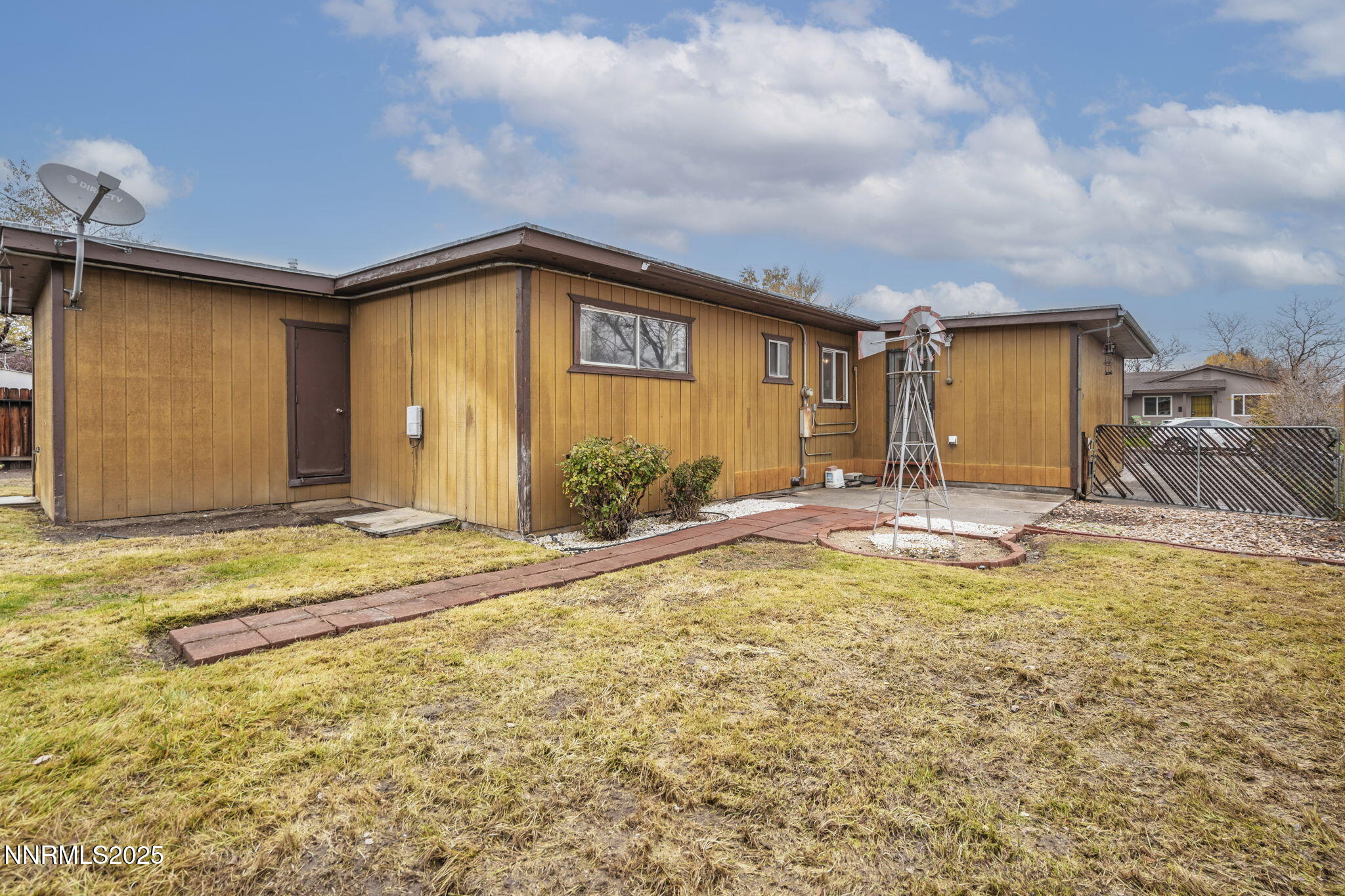 1675 Auburn Way Reno, NV 89502 - Photo 23 of 32 27-web-or-mls-_DSC6422
