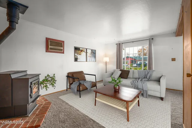 $385,000 | 1675 Auburn Way, Reno, NV 89502