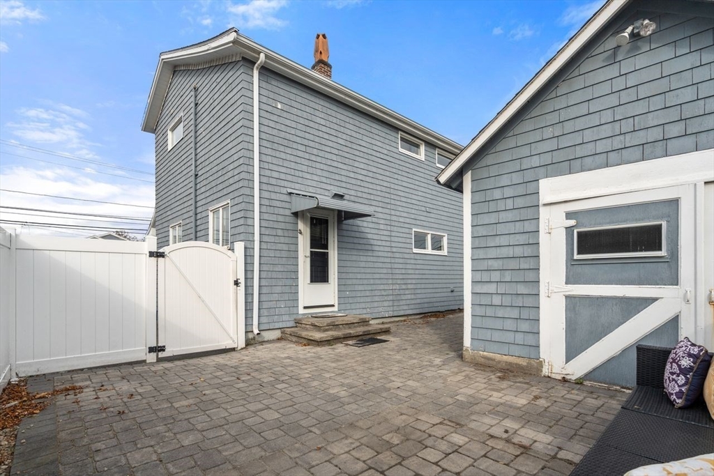 960 Shirley Street Winthrop, MA 02152 - Photo 34 of 38 a view of garage