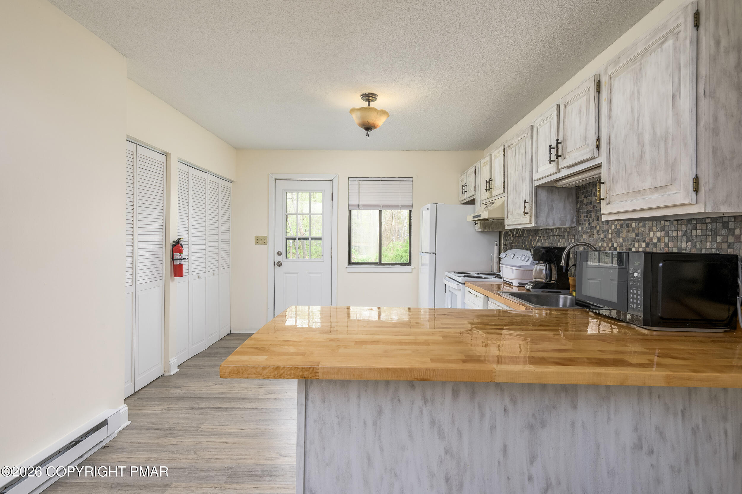 145 Ridge Drive Tannersville, PA 18372 - Photo 19 of 29 019-145ridge-mbertsch