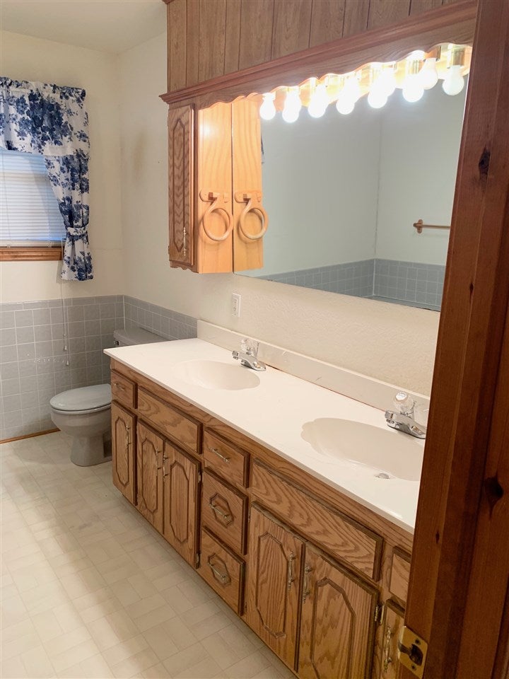 810 Delaware Perry, OK 73077 - Photo 13 of 21 Gallery Image 13