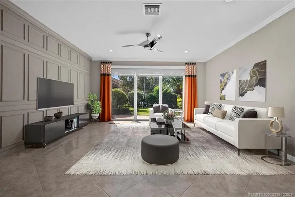 $425,000 | 692 Southwest Glen Crest Way, Stuart, FL 34997