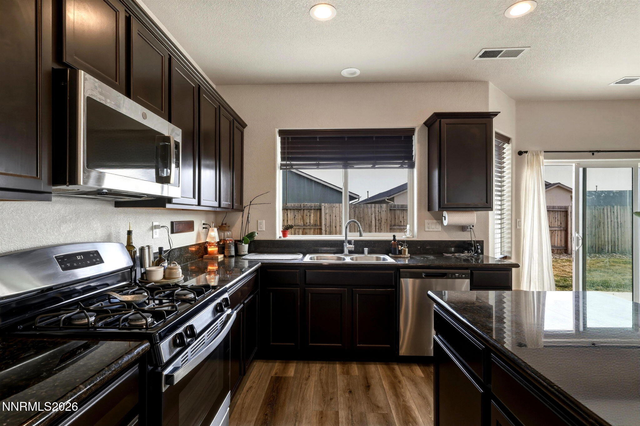 310 Alfred Court Reno, NV 89506 - Photo 9 of 41 11-web-or-mls-photo_autoremove_20750204