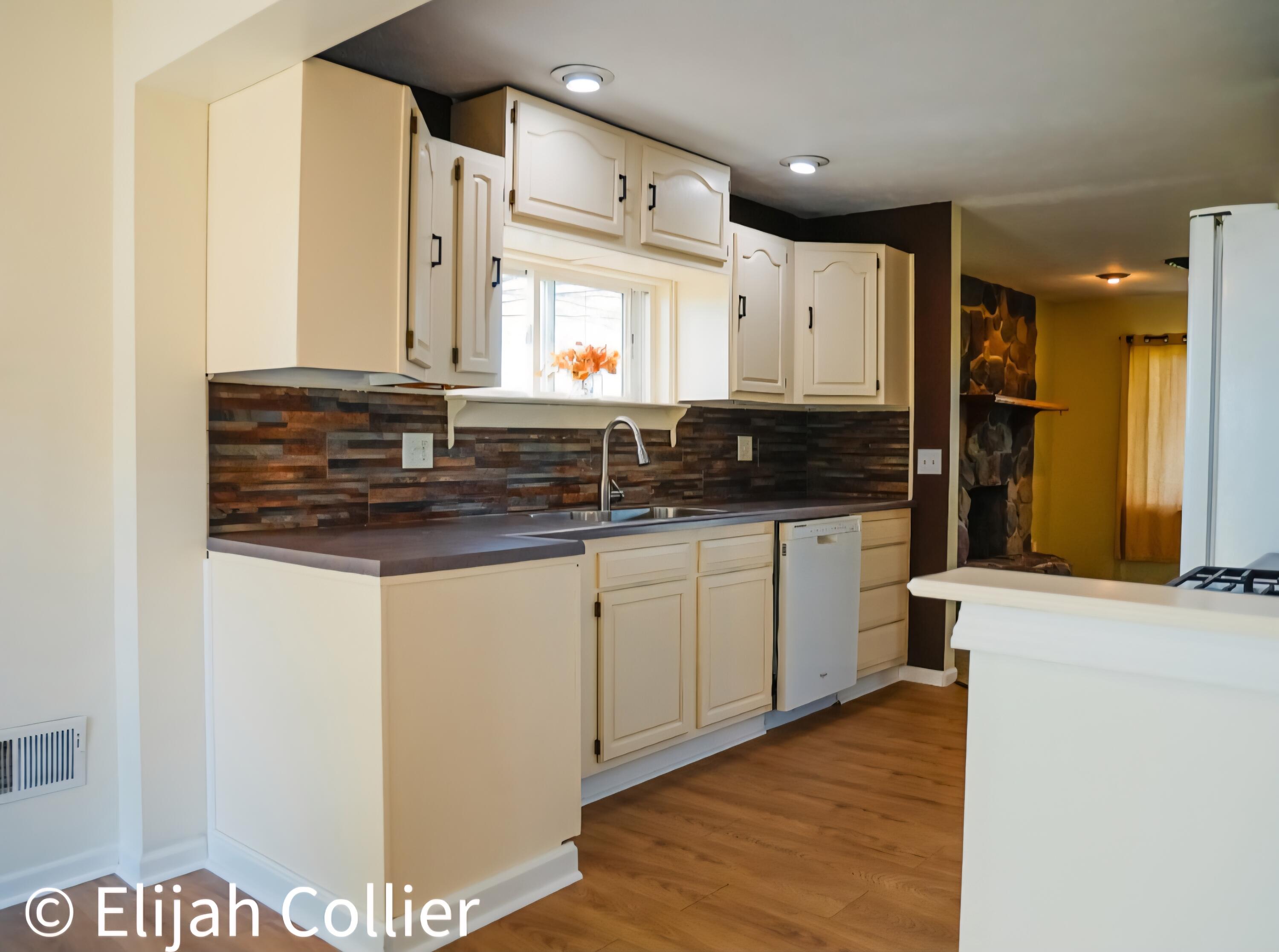 9806 Belding Road Northeast Rockford, MI 49341 - Photo 15 of 36 1000010811