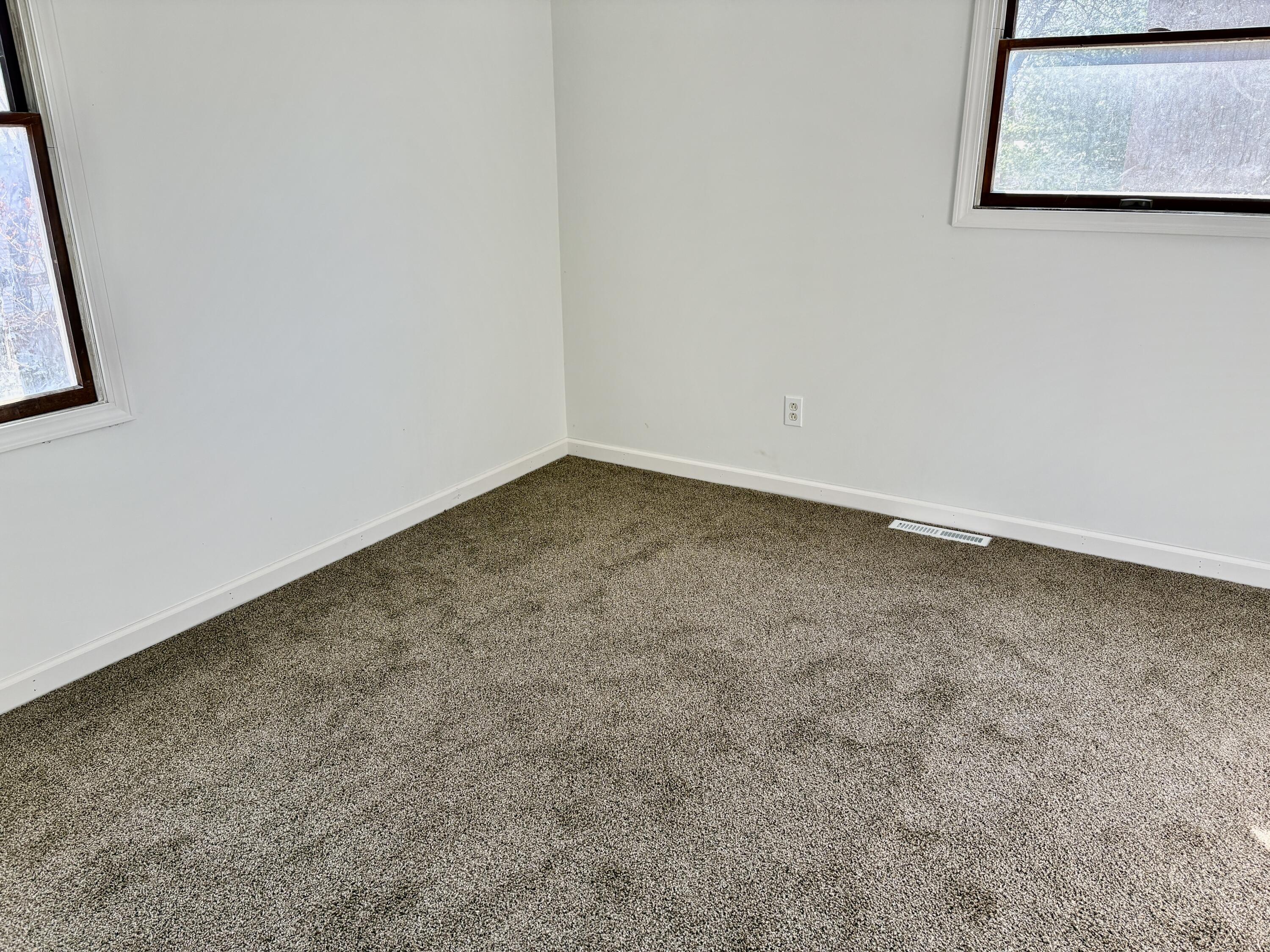 17312 Oak Street Spring Lake, MI 49456 - Photo 13 of 35 IMG_1406