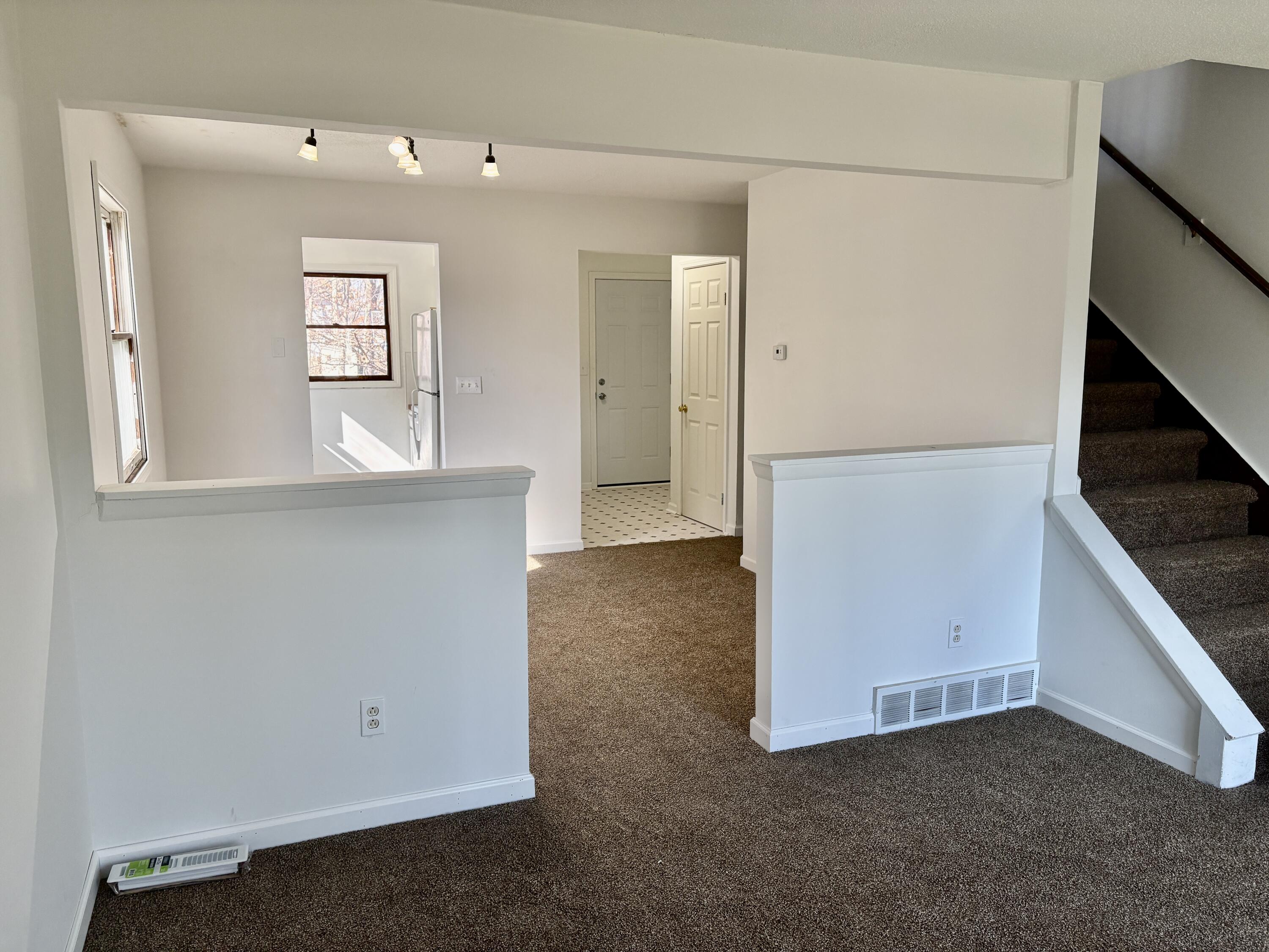 17312 Oak Street Spring Lake, MI 49456 - Photo 3 of 35 IMG_1388