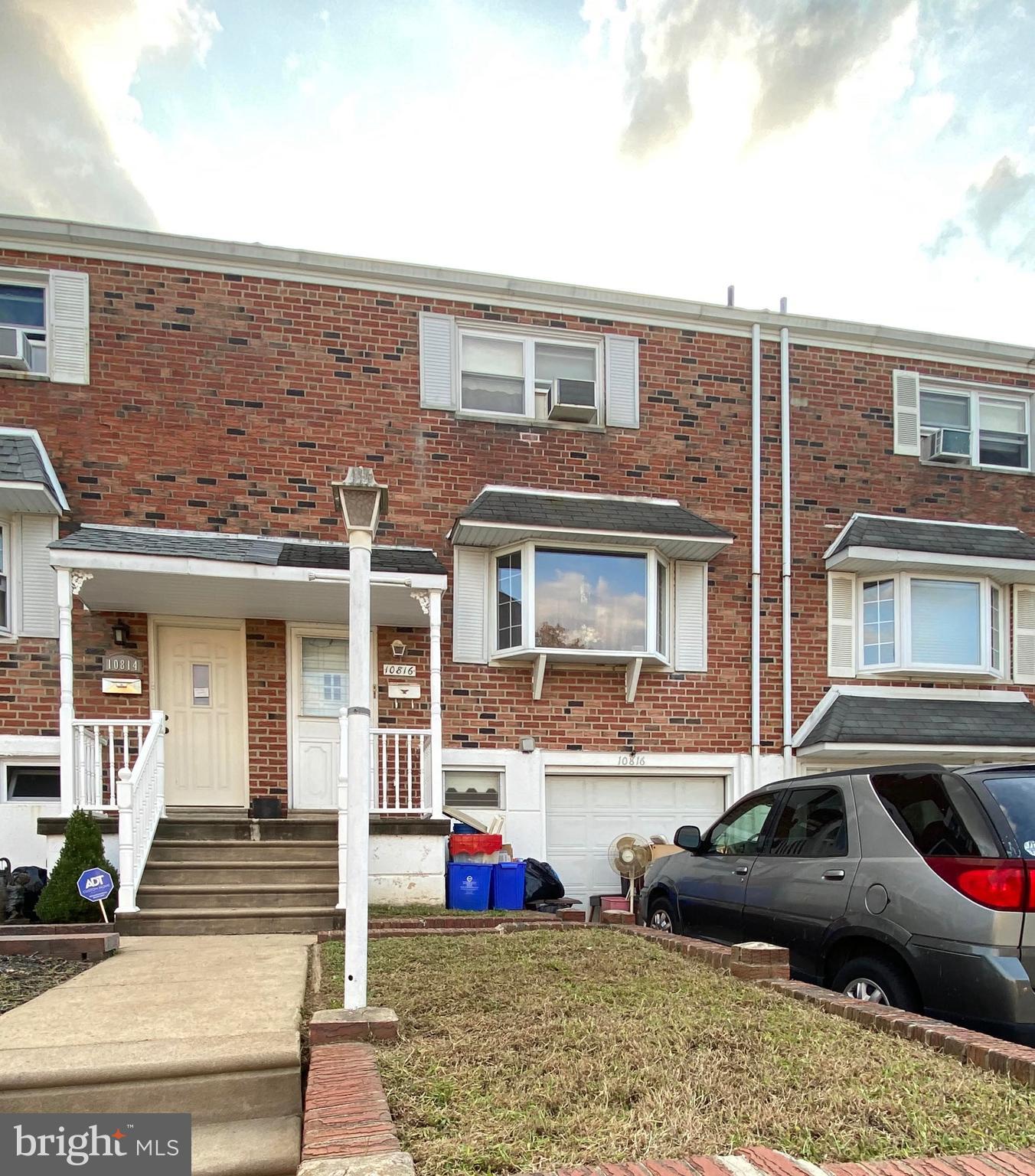 10816 Rayland Road Philadelphia, PA 19154 - Photo 1 of 20 Gallery Image 1