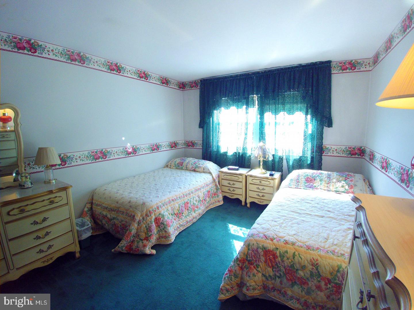 10816 Rayland Road Philadelphia, PA 19154 - Photo 12 of 20 Gallery Image 12