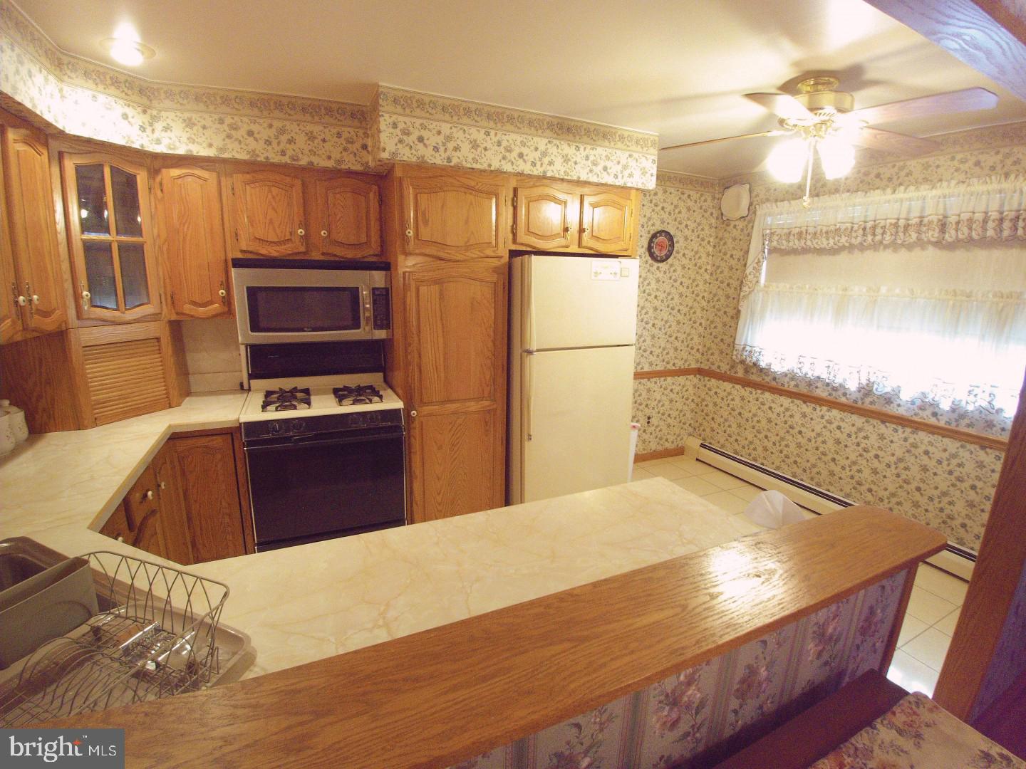 10816 Rayland Road Philadelphia, PA 19154 - Photo 5 of 20 Gallery Image 5