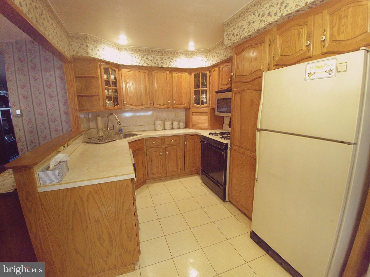 10816 Rayland Road Philadelphia, PA 19154 - Photo 7 of 20 Gallery Image 7